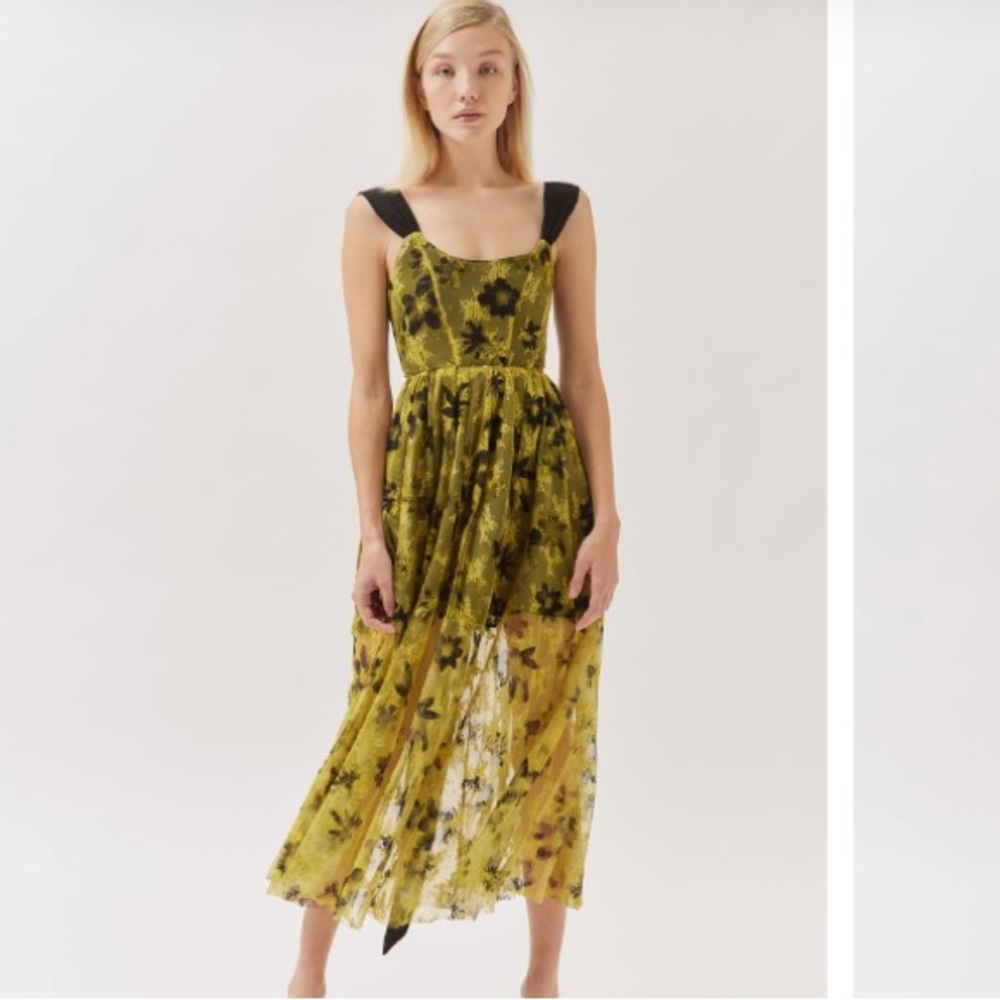 BNWOT UO Gloria Lace-up maxi dress black and yellow M